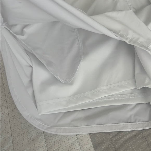 NWT Spyder Athletic Active double Shorts
Lightweight Mid-Thigh XL - Picture 12 of 15